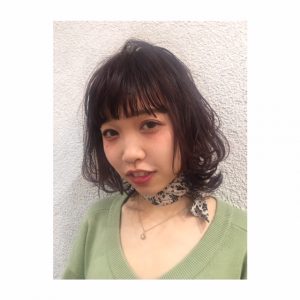 動き出す。