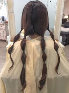 髪を切って、心を切る。