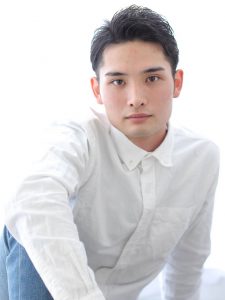 メンズスタイルはスタイリングで楽しみましょう。