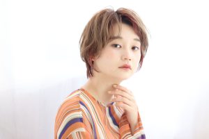 サイドからも抜け感を。