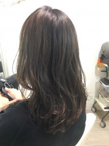 レイヤーで動きと透明感を♪。